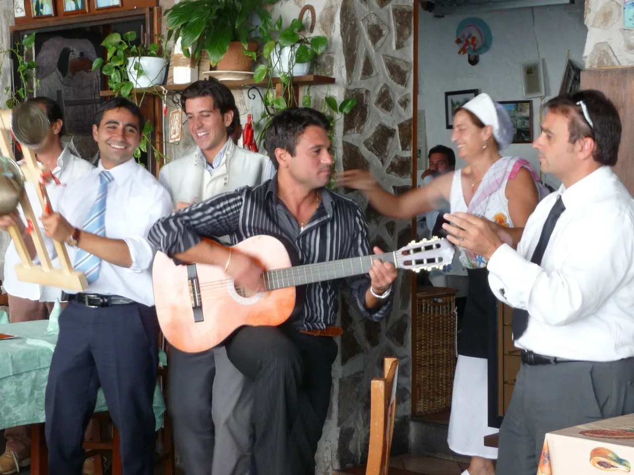 Amalfi + Ravello + Pompeii or Herculaneum Ruins-10